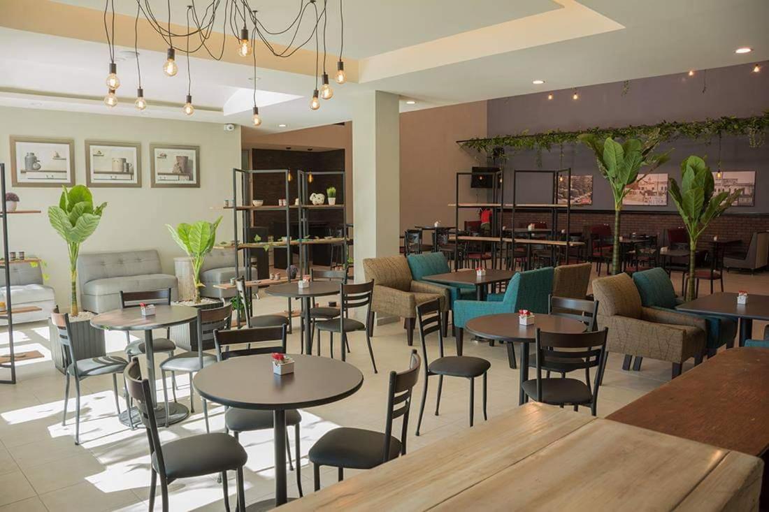 Hotel Siena Pénjamo Εξωτερικό φωτογραφία