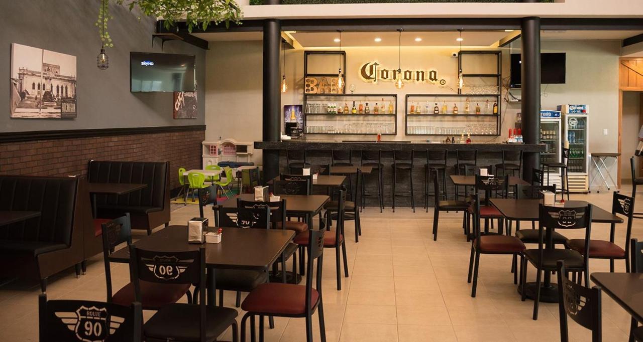 Hotel Siena Pénjamo Εξωτερικό φωτογραφία